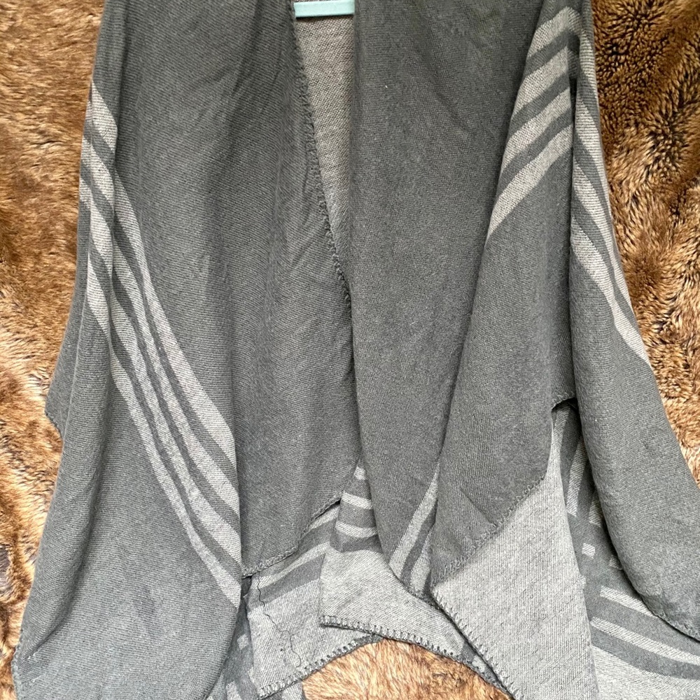 BB Dakota wrap sweater